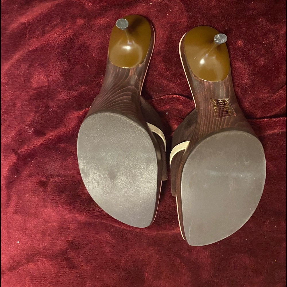 Heels - Picture 2 of 2